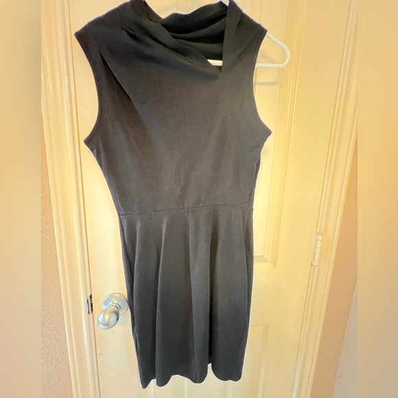 NWT RTA Brand black curve hugging Holly sheath mini dress, size 6. - Picture 4 of 13